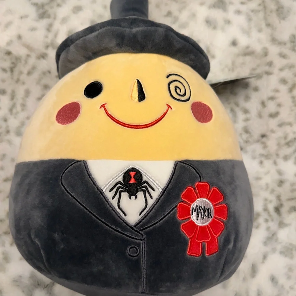 Mayor Squishmallows - Picture 2 of 2